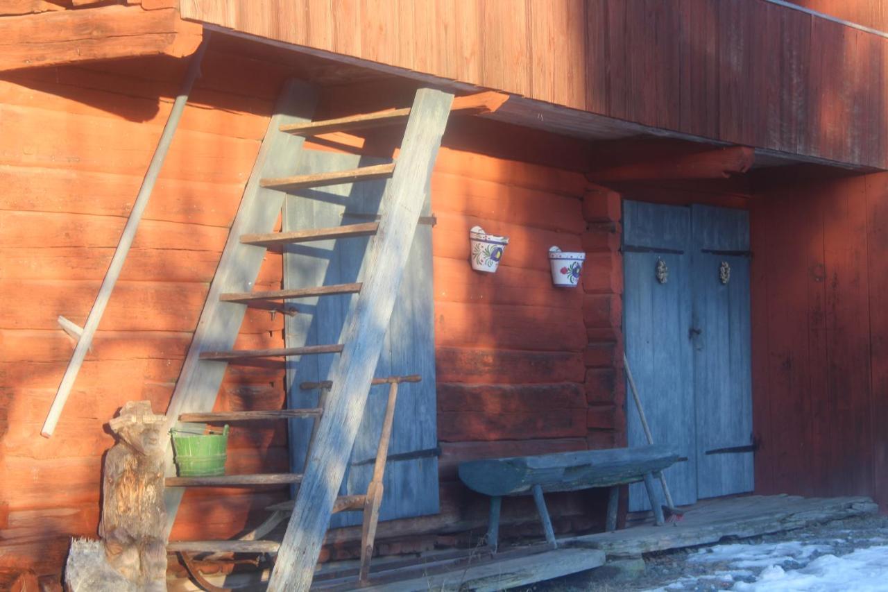 Boende Naera Romme Alpin Och Andra Friluftsaktiviteter I Dalarna Smedjebacken المظهر الخارجي الصورة